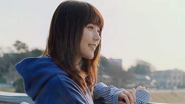 有村架純 しんきん CM 笑顔、大好き篇。「好き。笑顔が好き」「この街